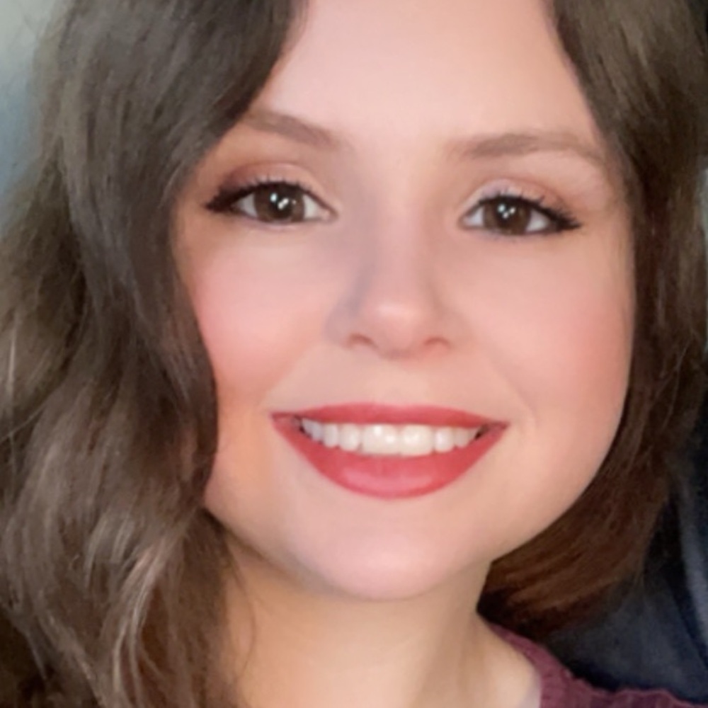 Meet your Posher, Kayla